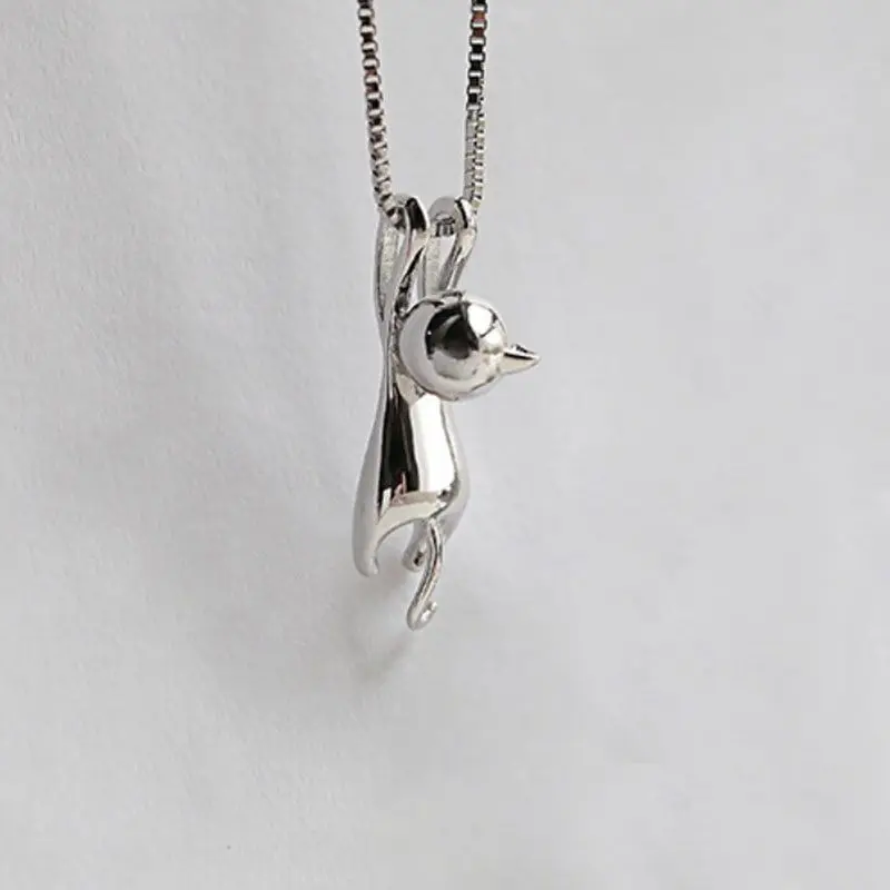Pendentif Chat Accroché