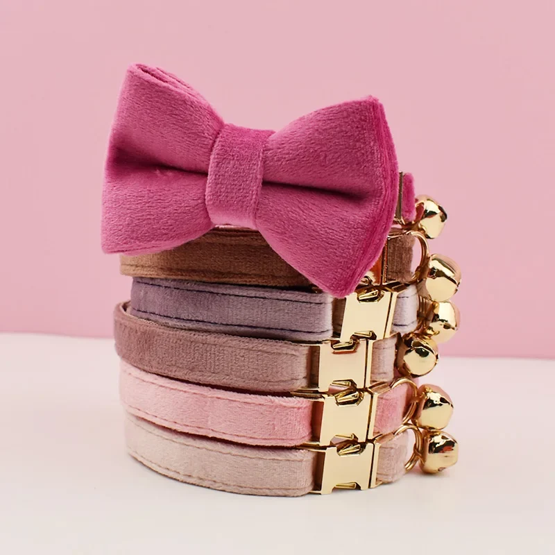 Collier pour Chat avec Clochette et Noeud Papillon