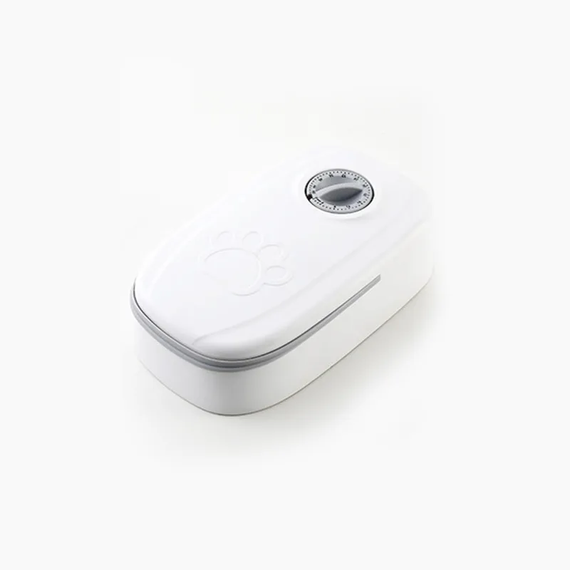 GEMO - Distributeur Automatique de Croquettes