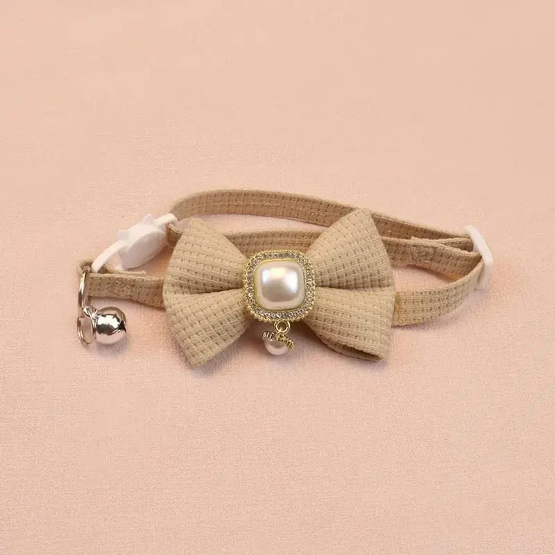 Collier chat nœud papillon - Élégant & réglable | MiaChic
