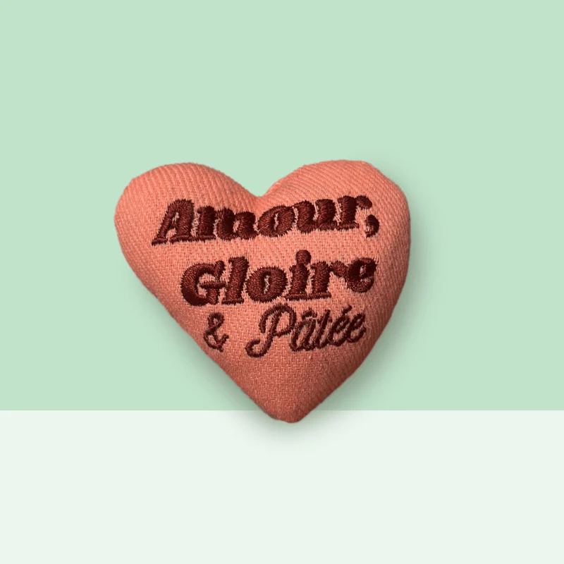 Jouet pour chat à l'herbe à chat séchée "Amour, Gloire & Pâtée"