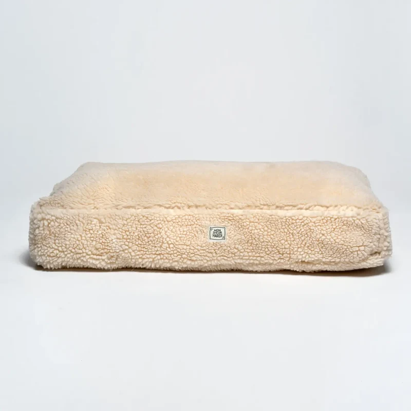 Coussin rectangulaire polaire pour chien Monsieur Hardi