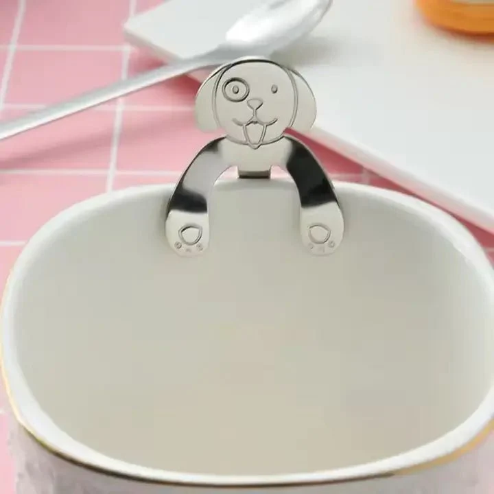 Compagnon de tasse chic 🐾 – Cuillère chien argent ou or rose