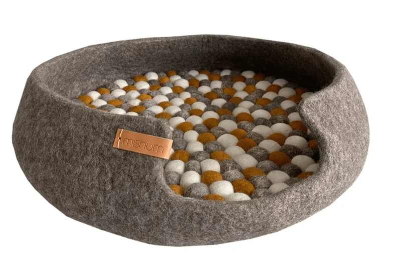 Lit pour chat et petit chien - Simona Brown en laine naturelle