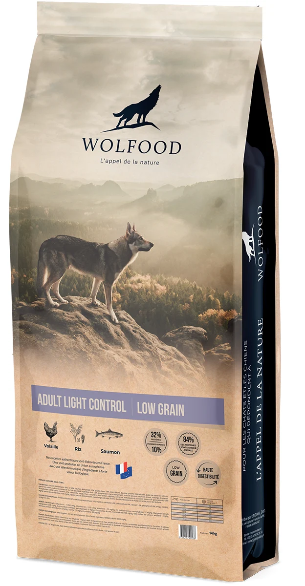 Croquettes Wolfood Light Control chien stérilisé adulte