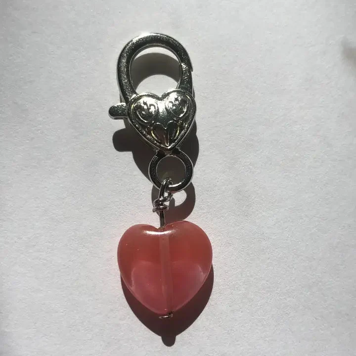 Pendentif protection chien & chat – Quartz cerise