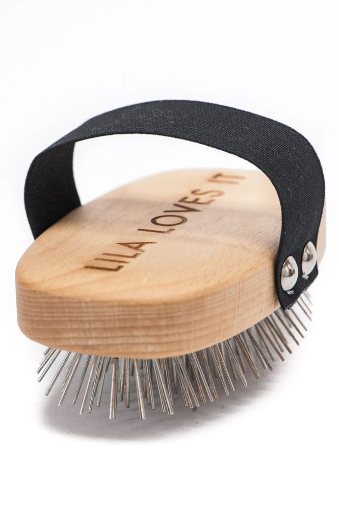 Brosse pour poils longs Lila Loves It