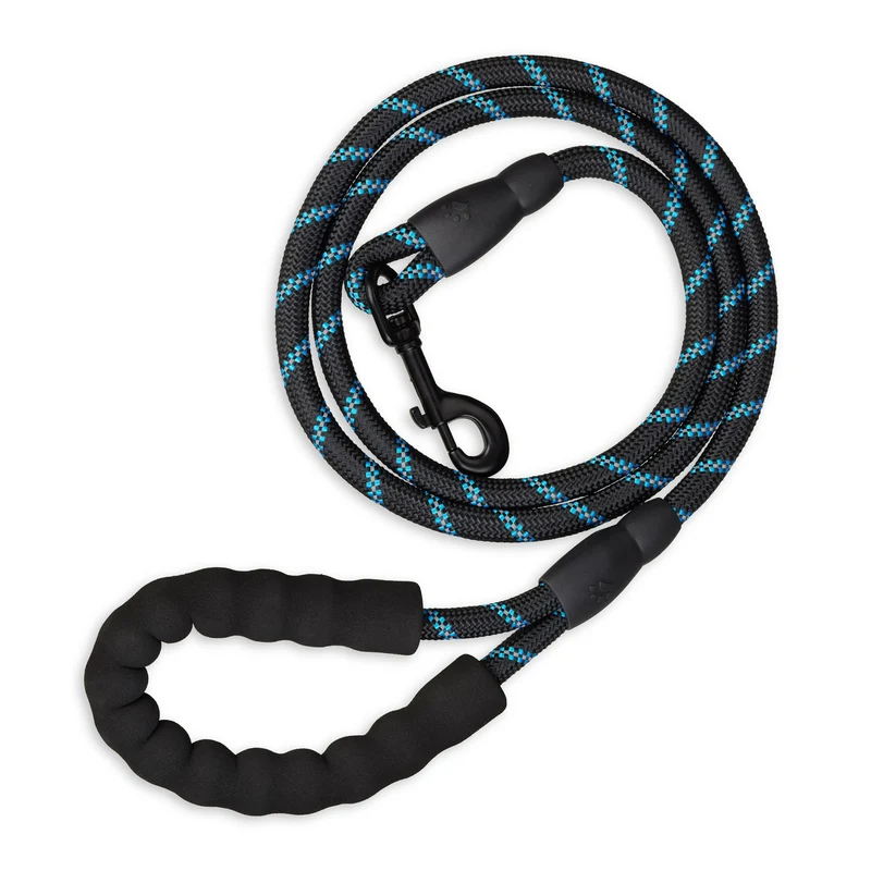 Laisse pour chiens promotionnelle avec boucle rembourrée longueur 150 cm pour promenades nocturnes en nylon noir 13_0013178